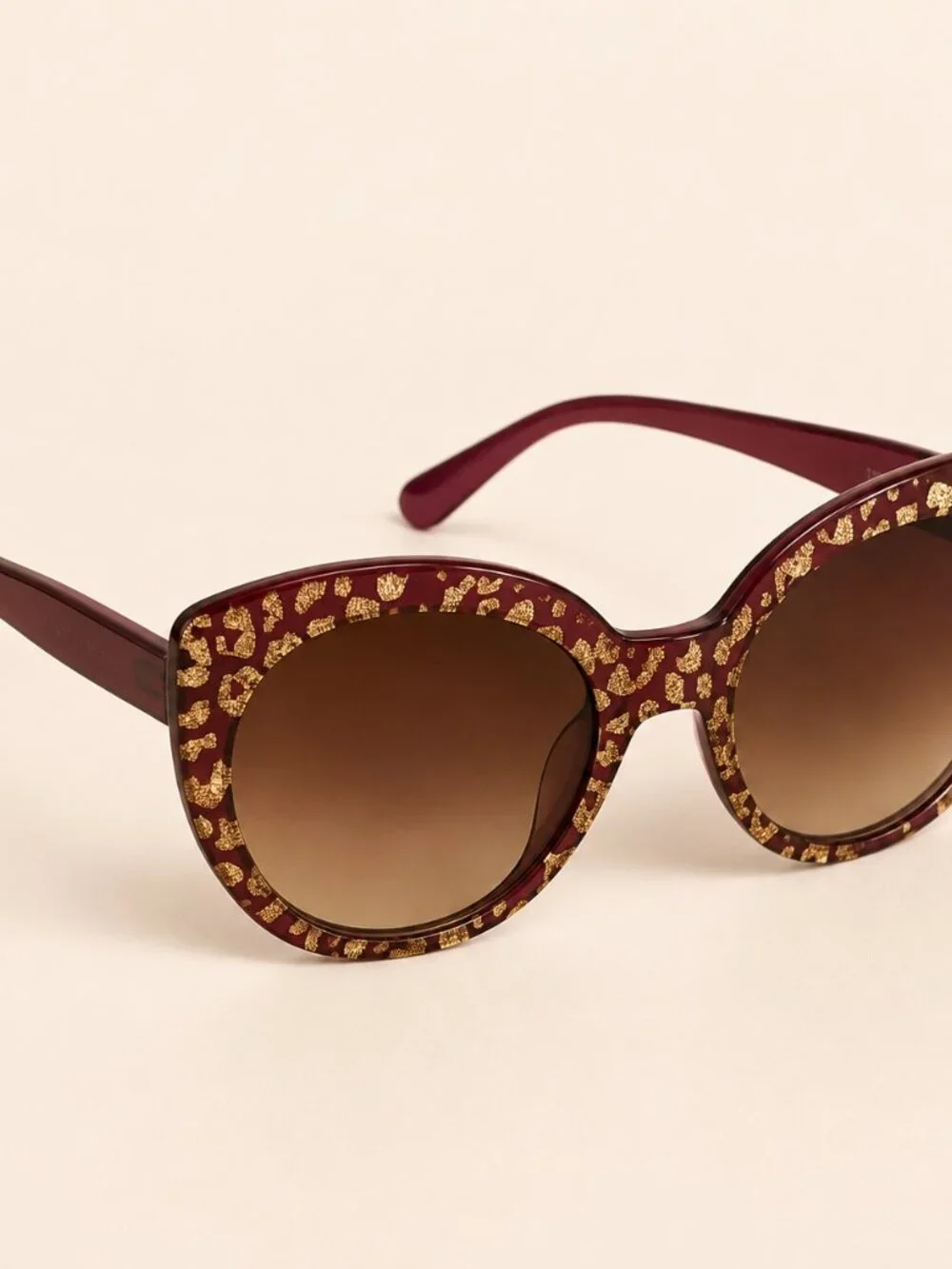 Bebe BB7231 Burgundy Animal Gold Glitter Cat-Eye Sunglasses 55-19-135